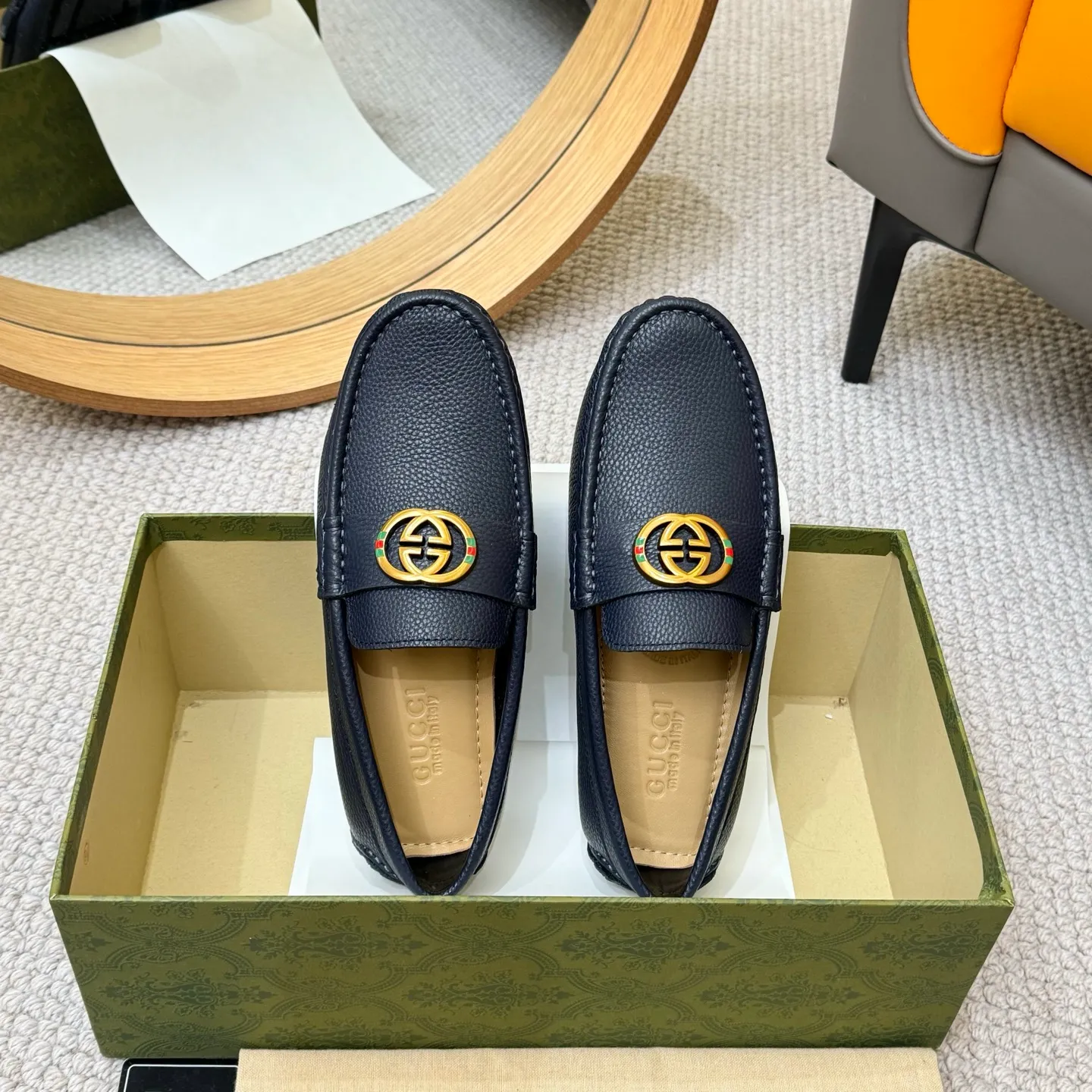Men's shoes 💰420 (Yangli) Gucci* - the top version of Gucci classic beanie shoes! It is made of imported original cowhide and has a comfortable first layer of sheepskin lining! Original wear-resistant rubber outsole! High quality products! Size 38-46, with shoe dial, cloth bag, card